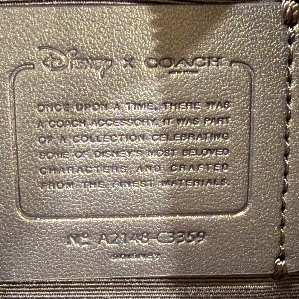 Coach X Disney Cinderella Wristlet (Limited Edition) 🐦♥️🐦 - Picture 7 of 9